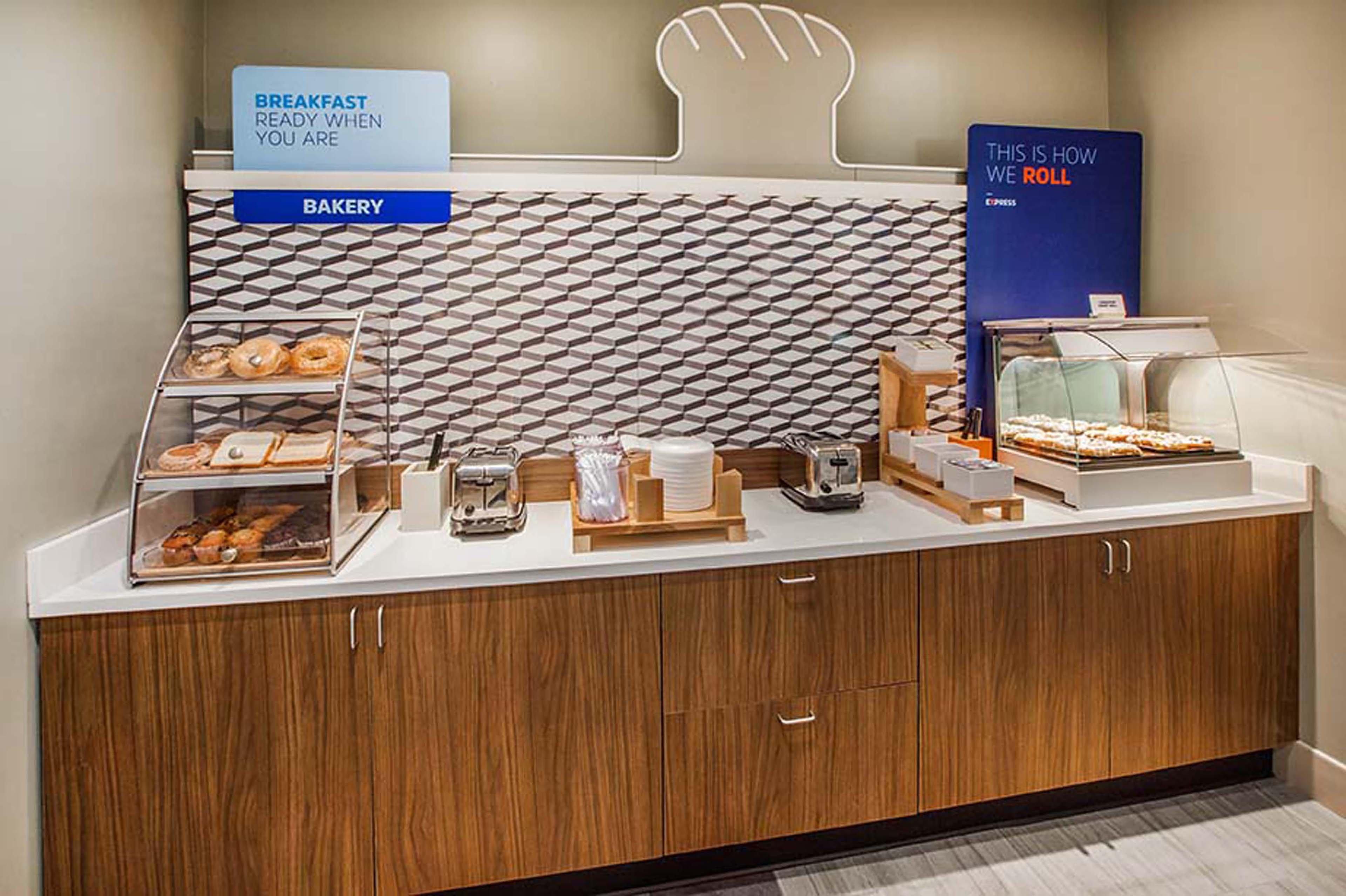 Holiday Inn Express Lapeer By Ihg Bagian luar foto